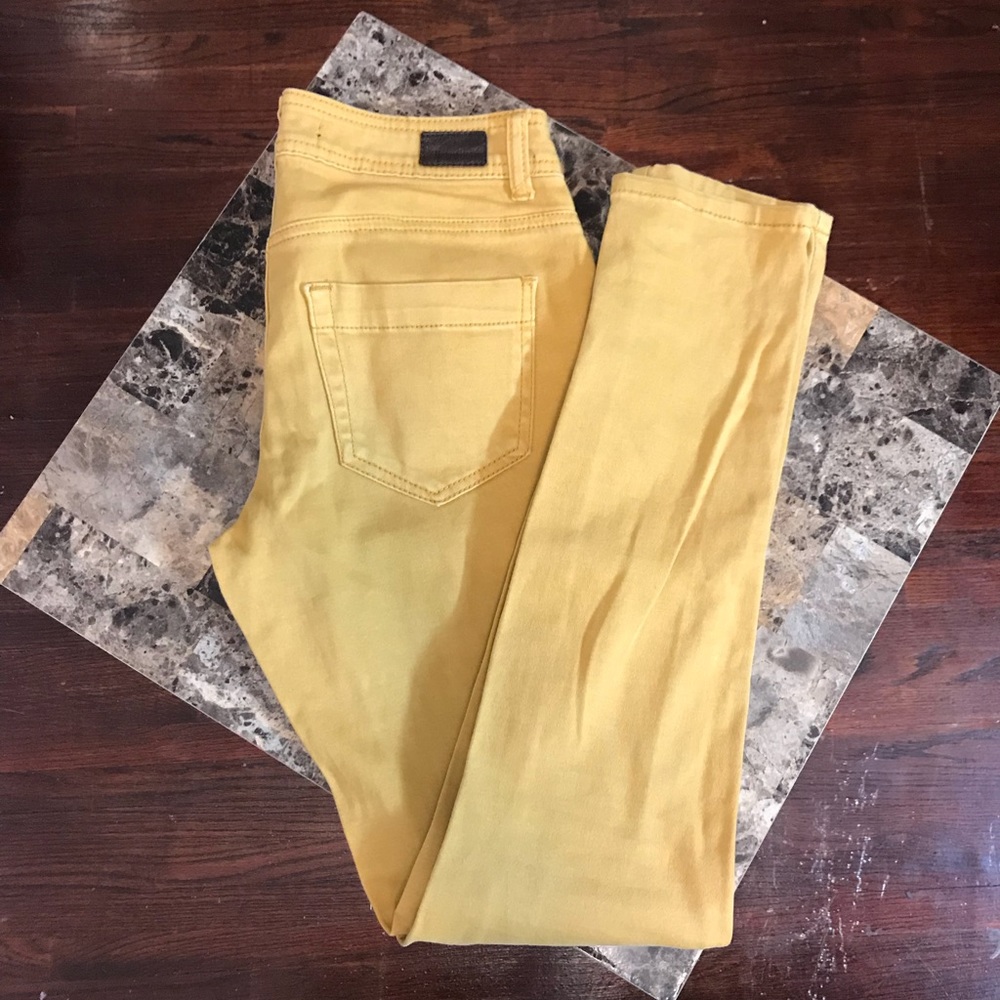 Yellow jean